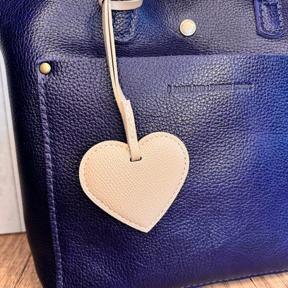 Taupe Neutral Heart Purse Charm Bag Charm Flair Gift for Her Spread Love NEW - Picture 3 of 3